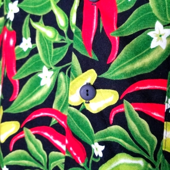 Dem Crazy EUC L Hawaiian short-sleeved button-down shirt - PEPPERS! 🌶🌶🌶 - Picture 7 of 9